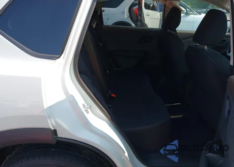 2023 Nissan Rogue S Fwd z USA, uszkodzony, nr VIN 5N1BT3AA2PC944752